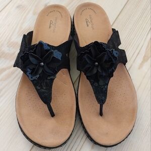 Clarks Laurieann Gema Thong Sandals